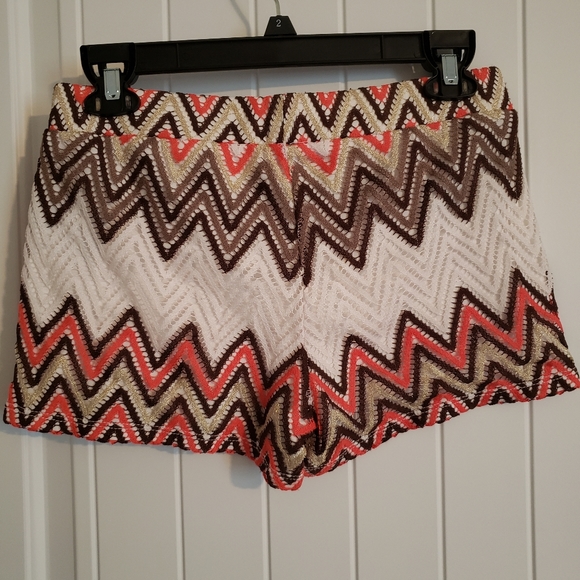 Crochet Style Shorts - Picture 2 of 4